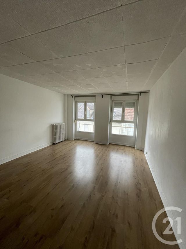 Appartement F3 à louer - 3 pièces - 98.89 m2 - LA FERTE GAUCHER - 77 - ILE-DE-FRANCE - Century 21 A.S.M.