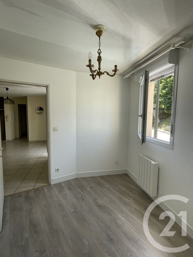 Appartement F2 bis à louer - 2 pièces - 53.05 m2 - LA FERTE GAUCHER - 77 - ILE-DE-FRANCE - Century 21 A.S.M.