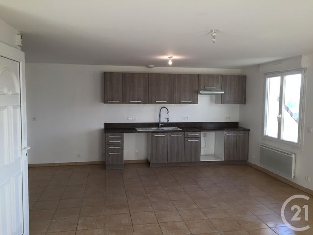Appartement F3 à louer - 3 pièces - 81.21 m2 - COULOMMIERS - 77 - ILE-DE-FRANCE - Century 21 A.S.M.