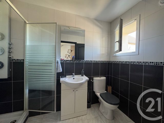 Appartement F3 à louer - 3 pièces - 48.68 m2 - CHAILLY EN BRIE - 77 - ILE-DE-FRANCE - Century 21 A.S.M.