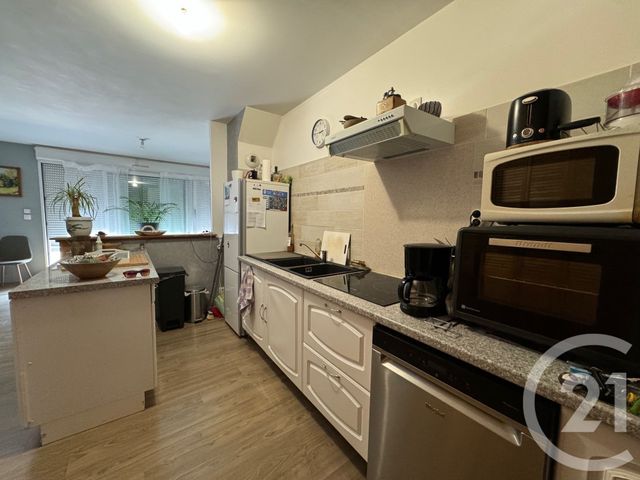 Appartement F2 à louer - 2 pièces - 44.87 m2 - COULOMMIERS - 77 - ILE-DE-FRANCE - Century 21 A.S.M.