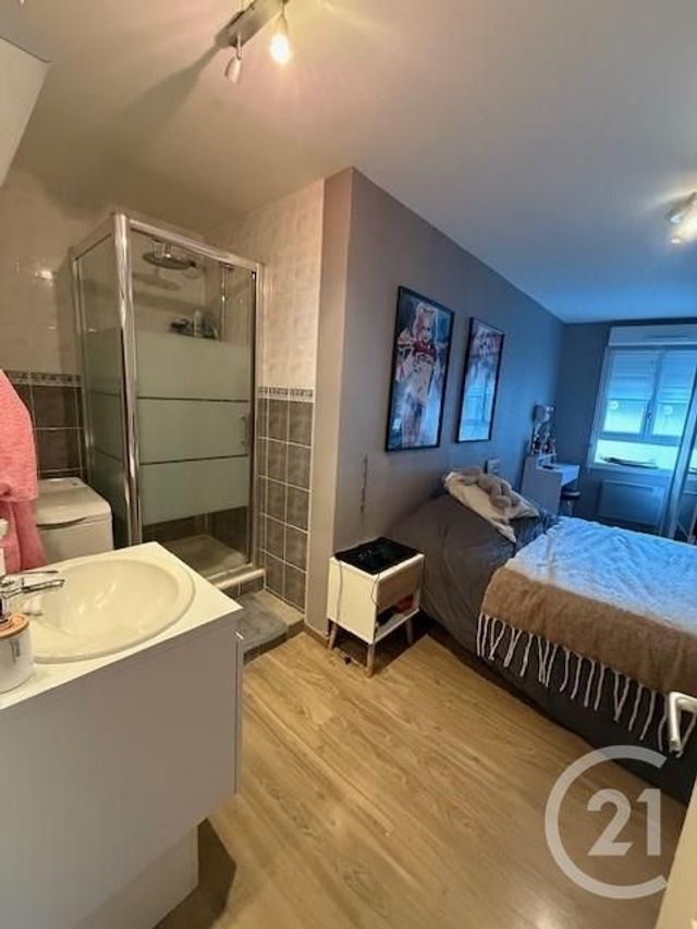 Appartement F2 à louer - 2 pièces - 44.87 m2 - COULOMMIERS - 77 - ILE-DE-FRANCE - Century 21 A.S.M.