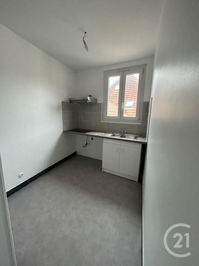 Appartement Studio à louer - 1 pièce - 25.1 m2 - LA FERTE SOUS JOUARRE - 77 - ILE-DE-FRANCE - Century 21 A.S.M.