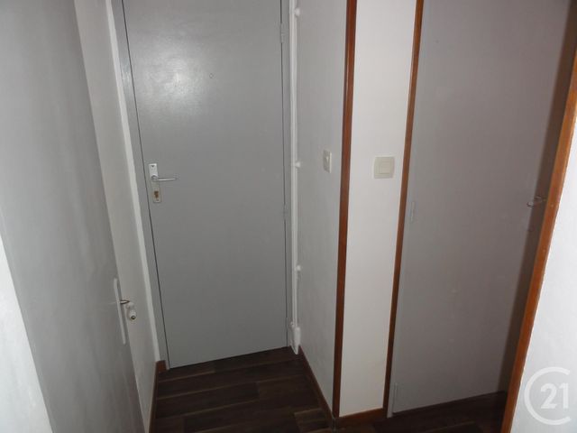Appartement F1 à louer - 2 pièces - 22.49 m2 - COULOMMIERS - 77 - ILE-DE-FRANCE - Century 21 A.S.M.