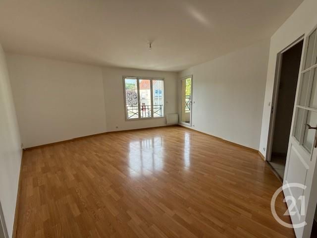 Appartement F3 à louer - 3 pièces - 66.8 m2 - COULOMMIERS - 77 - ILE-DE-FRANCE - Century 21 A.S.M.