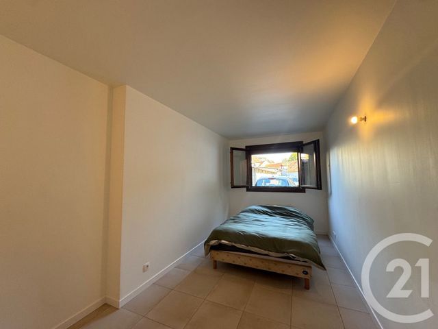Appartement F2 à louer - 2 pièces - 60.4 m2 - COULOMMIERS - 77 - ILE-DE-FRANCE - Century 21 A.S.M.