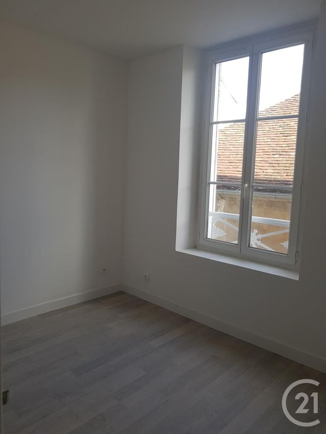 Appartement F3 à louer - 3 pièces - 47.57 m2 - COULOMMIERS - 77 - ILE-DE-FRANCE - Century 21 A.S.M.