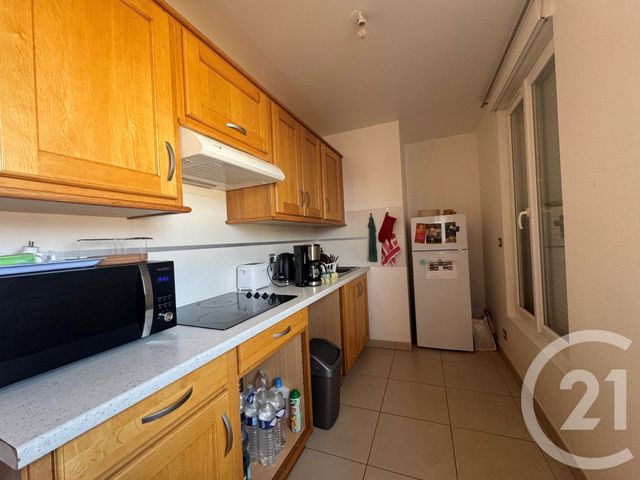 Appartement F1 à louer - 1 pièce - 45.93 m2 - COULOMMIERS - 77 - ILE-DE-FRANCE - Century 21 A.S.M.