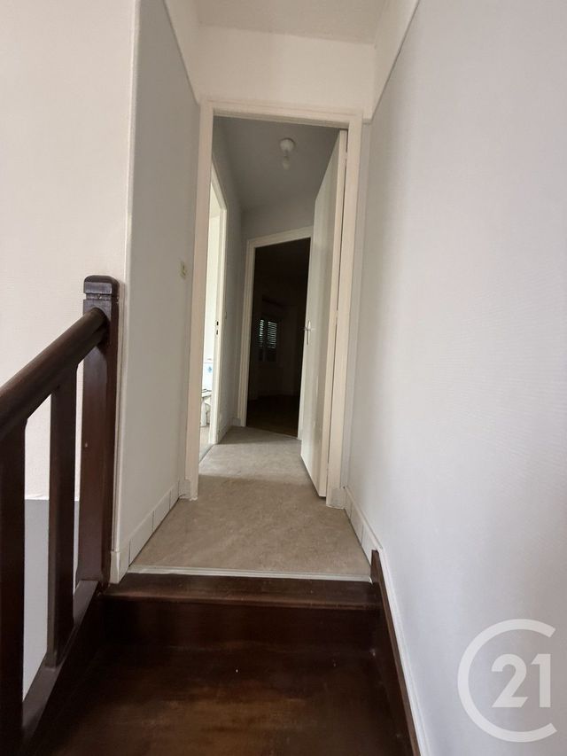 Appartement F2 à louer - 2 pièces - 55.65 m2 - LA FERTE GAUCHER - 77 - ILE-DE-FRANCE - Century 21 A.S.M.