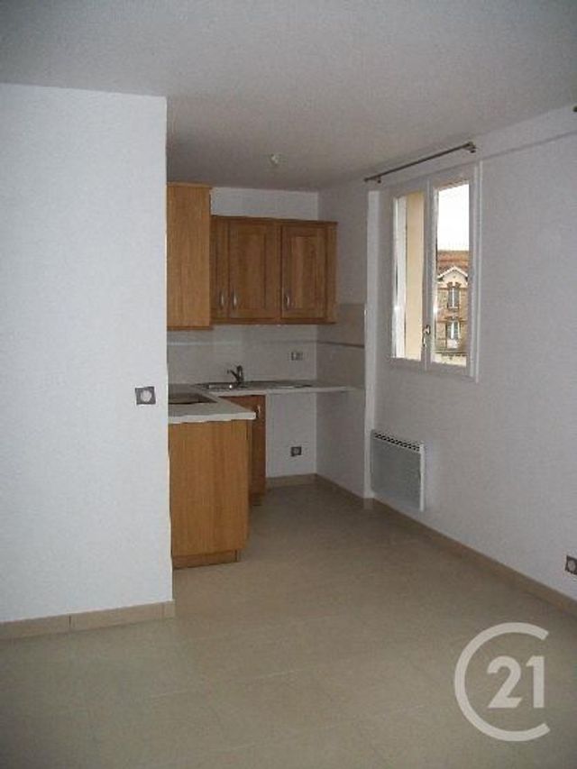 Appartement Studio à louer COULOMMIERS