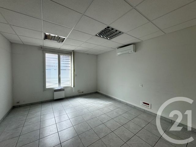 commerce à louer - 263.0 m2 - COULOMMIERS - 77 - ILE-DE-FRANCE - Century 21 A.S.M.