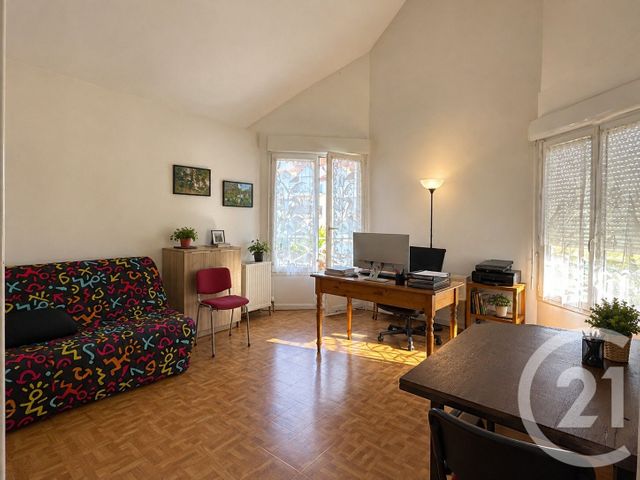 Appartement F3 à vendre - 3 pièces - 66.4 m2 - COULOMMIERS - 77 - ILE-DE-FRANCE - Century 21 A.S.M.