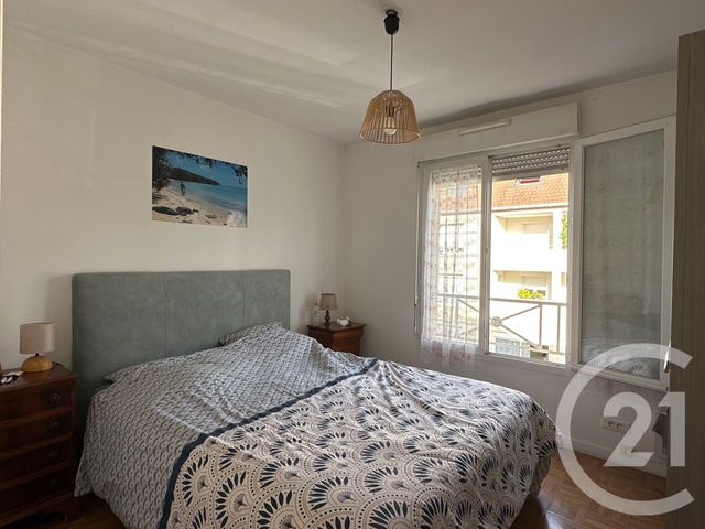 Appartement F3 à vendre - 3 pièces - 66.4 m2 - COULOMMIERS - 77 - ILE-DE-FRANCE - Century 21 A.S.M.