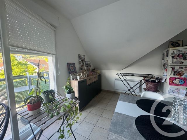 Appartement F3 à louer - 3 pièces - 47.68 m2 - COULOMMIERS - 77 - ILE-DE-FRANCE - Century 21 A.S.M.