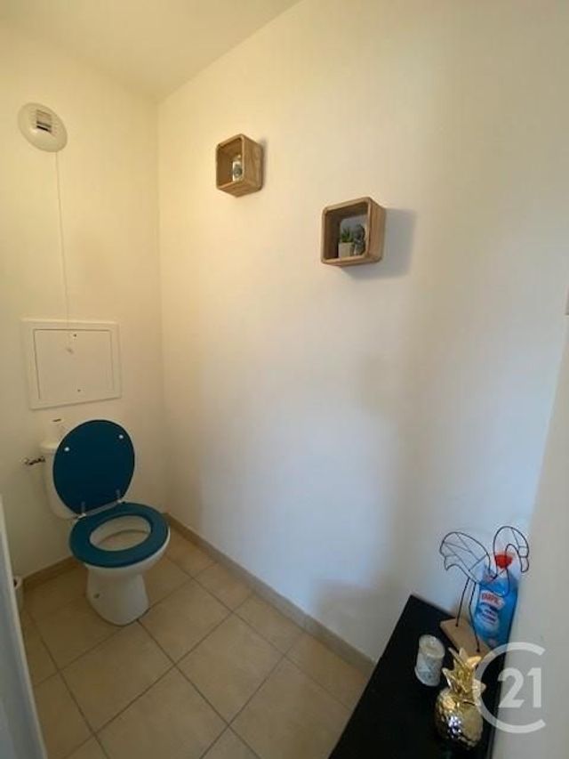 Appartement F3 à louer - 3 pièces - 47.68 m2 - COULOMMIERS - 77 - ILE-DE-FRANCE - Century 21 A.S.M.