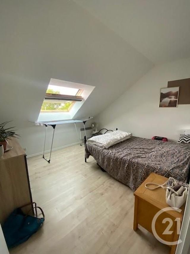 Appartement F3 à louer - 3 pièces - 47.68 m2 - COULOMMIERS - 77 - ILE-DE-FRANCE - Century 21 A.S.M.
