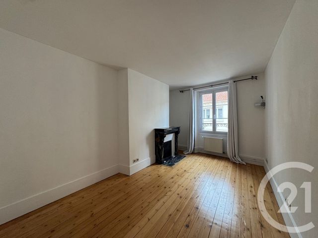 Appartement Duplex à louer - 6 pièces - 152.24 m2 - 77 - ILE-DE-FRANCE - Century 21 A.S.M.