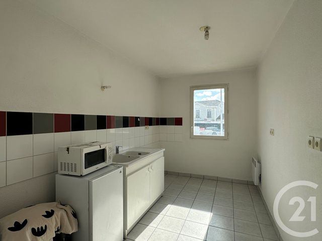 Appartement F3 à vendre - 3 pièces - 58.14 m2 - COULOMMIERS - 77 - ILE-DE-FRANCE - Century 21 A.S.M.
