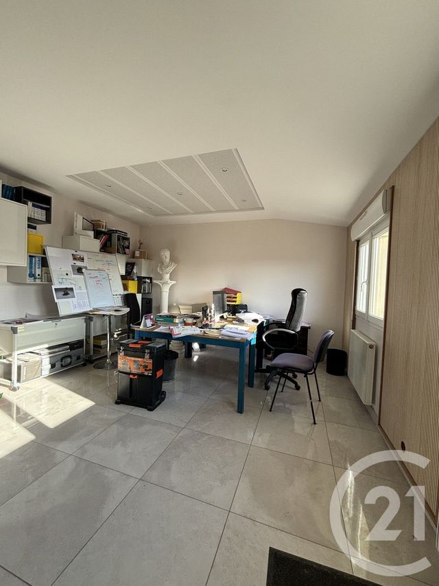 maison à louer - 5 pièces - 182.09 m2 - BOISSY LE CHATEL - 77 - ILE-DE-FRANCE - Century 21 A.S.M.