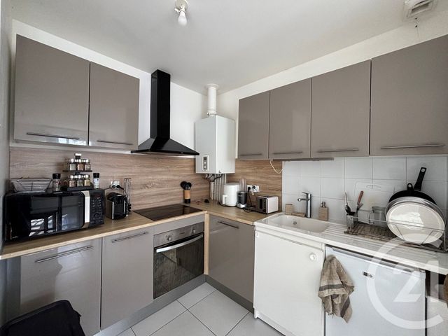 Appartement F2 à louer - 2 pièces - 45.55 m2 - NEUFMOUTIERS EN BRIE - 77 - ILE-DE-FRANCE - Century 21 A.S.M.