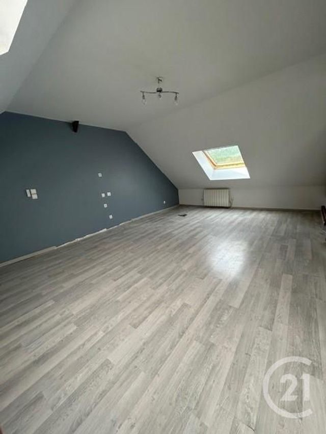 Appartement à louer - 5 pièces - 92.83 m2 - TOUQUIN - 77 - ILE-DE-FRANCE - Century 21 A.S.M.
