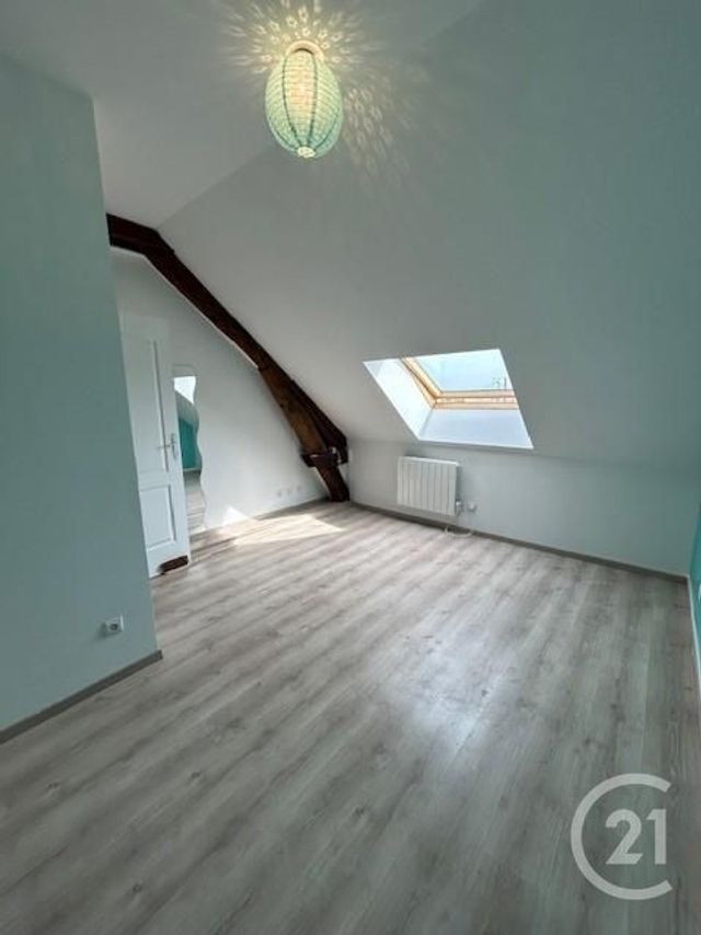 Appartement à louer - 5 pièces - 92.83 m2 - TOUQUIN - 77 - ILE-DE-FRANCE - Century 21 A.S.M.